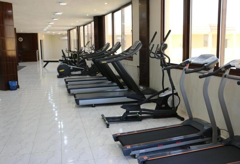 호텔 L Azure Beach Resort