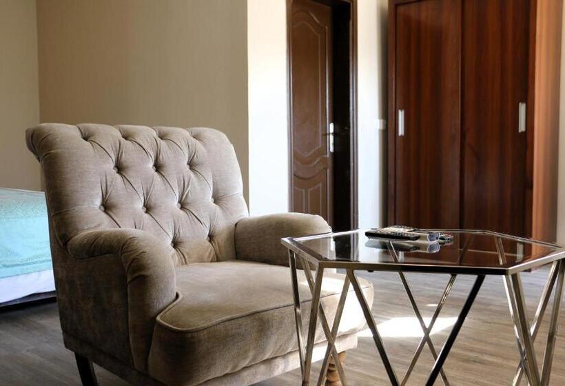 호텔 L Azure Beach Resort