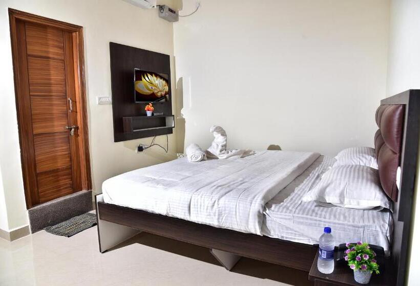 בית מלון כפרי Lotus Gardenia