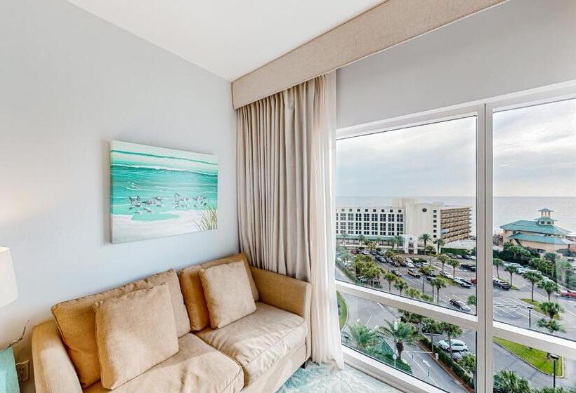 فندق Luau 6832/6834