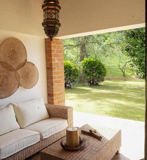 ホテル Mountains Of Hope