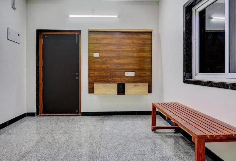 호텔 Msr Home Stay