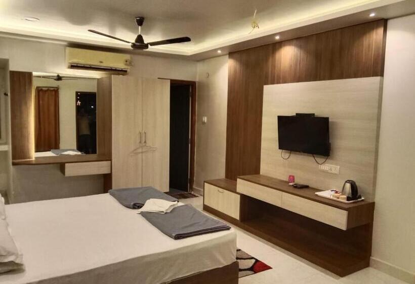 Отель Nagri Airport Inn