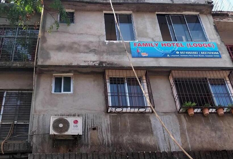 هتل Oyo Flagship Family