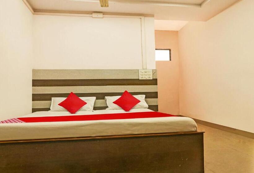 Отель Oyo Flagship Satyam Inn Lodge