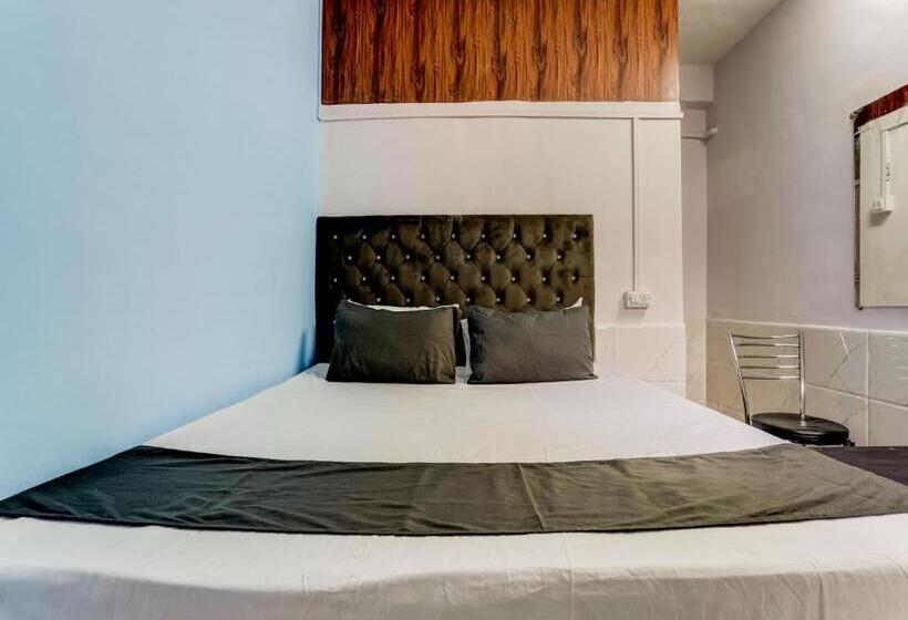 فندق Vira Palace