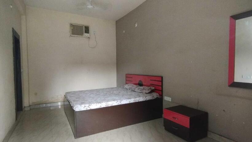 فندق Oyo Guldasta Marriage Hall