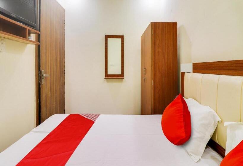 호텔 Heaven Inn Guest House & Restro