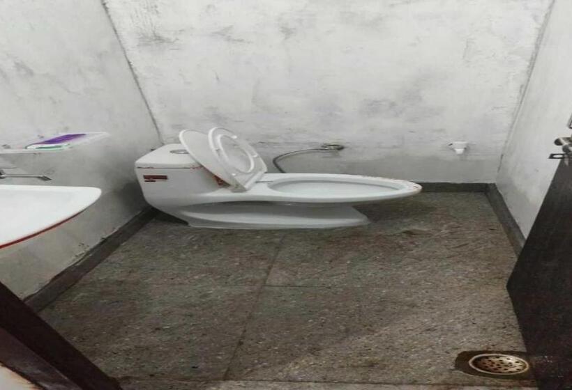 Отель Oyo Rahi Guest House