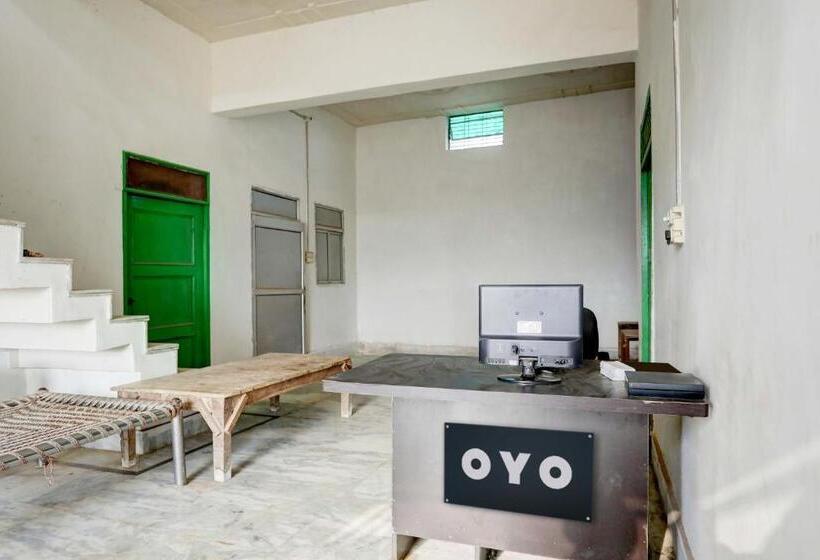 Hotel Oyo Royal Guest House