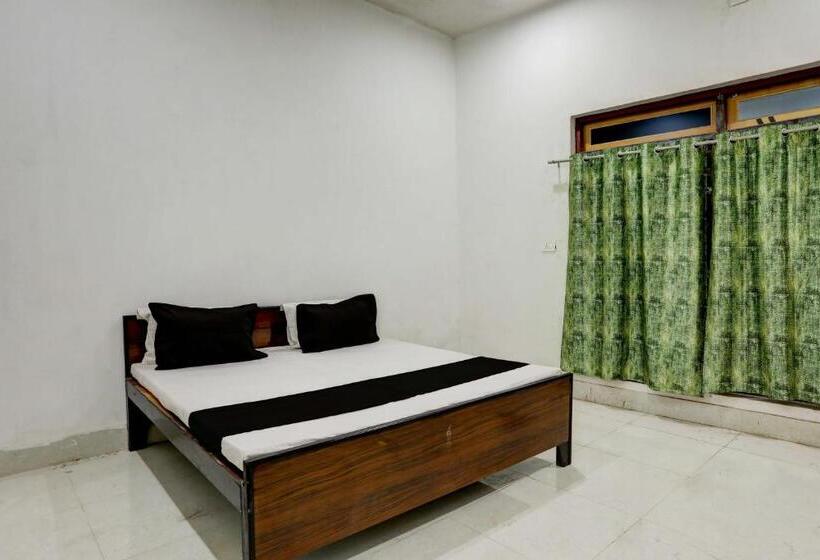 Hotel Oyo Royal Guest House