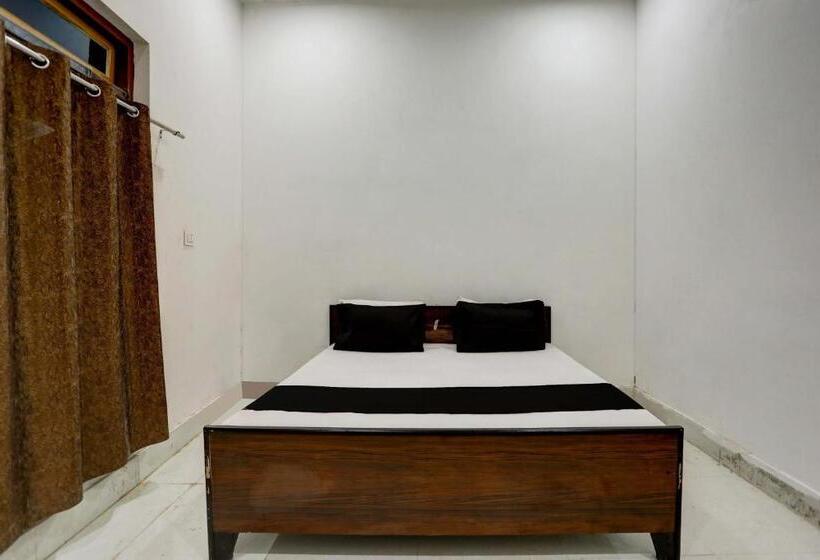 Hotel Oyo Royal Guest House