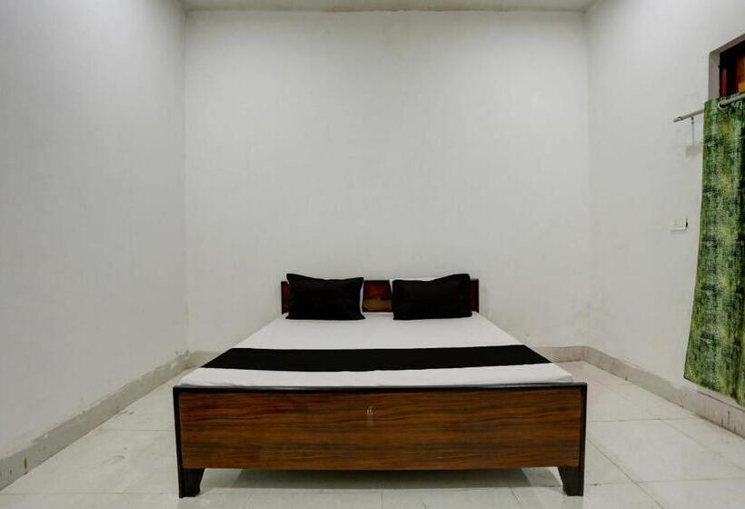 Hotel Oyo Royal Guest House