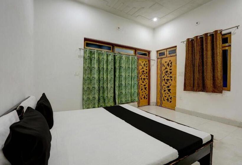 Hotel Oyo Royal Guest House