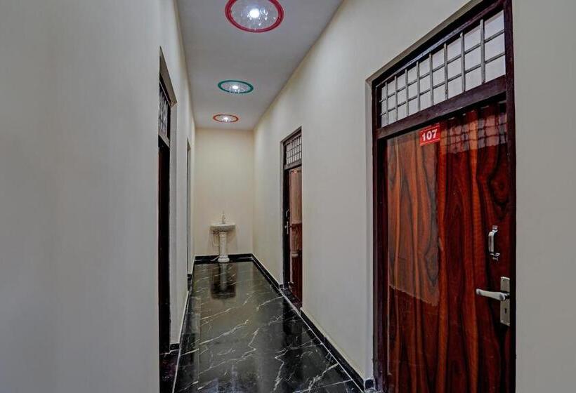 فندق Oyo Royal Orbit Inn