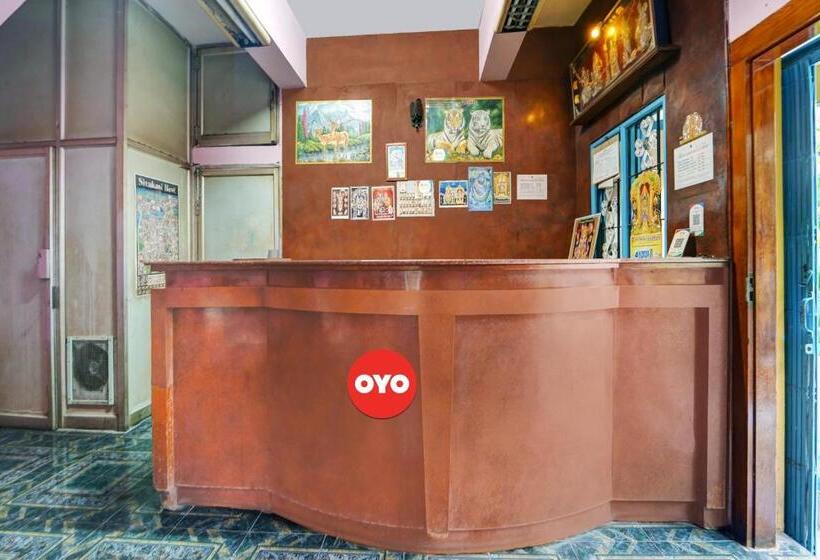 Отель Oyo Sri Sivasakthi A/c Lodge