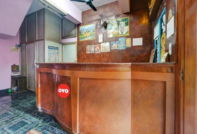 Отель Oyo Sri Sivasakthi A/c Lodge