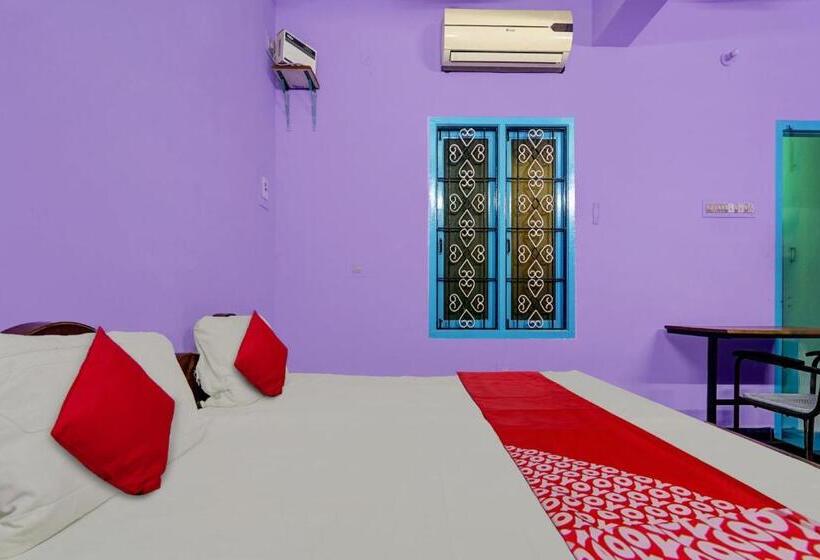 Отель Oyo Sri Sivasakthi A/c Lodge