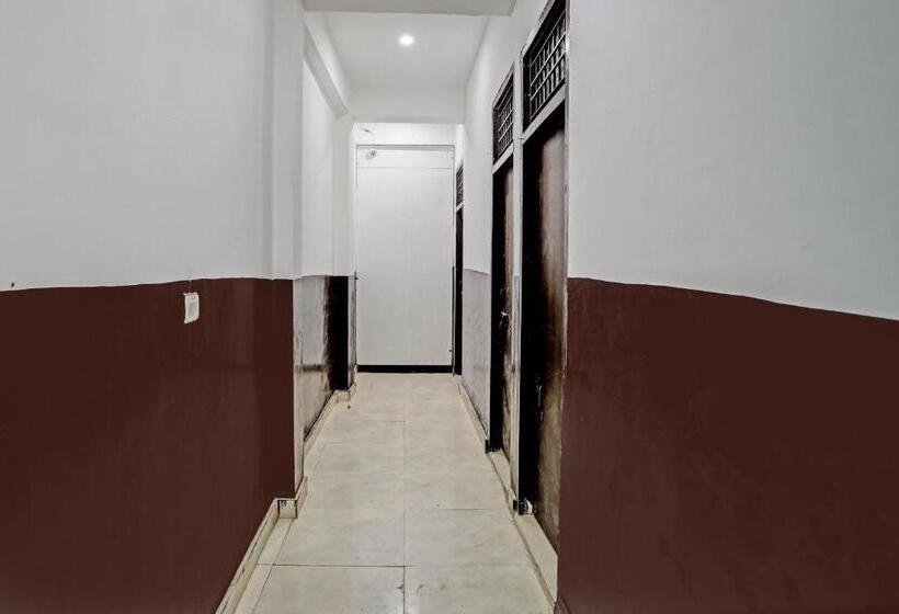 ホテル Oyo The Batter Inn