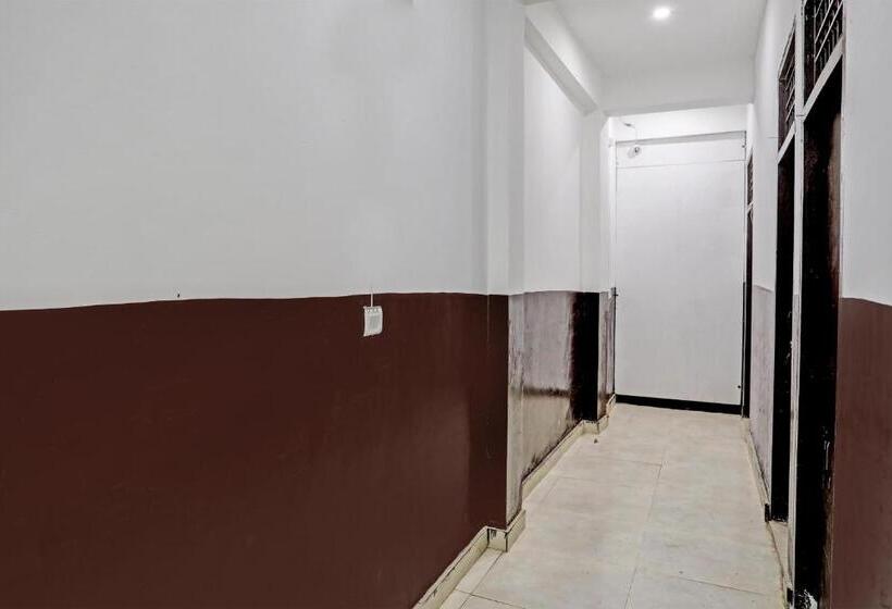 ホテル Oyo The Batter Inn