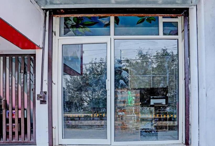 ホテル Oyo The Batter Inn