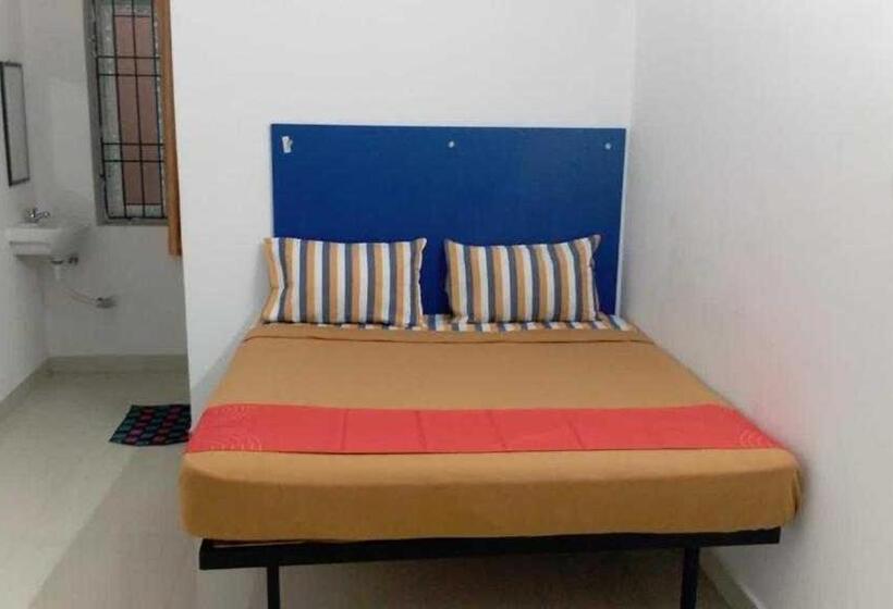 בית מלון כפרי Fabexpress Vinayak Residency