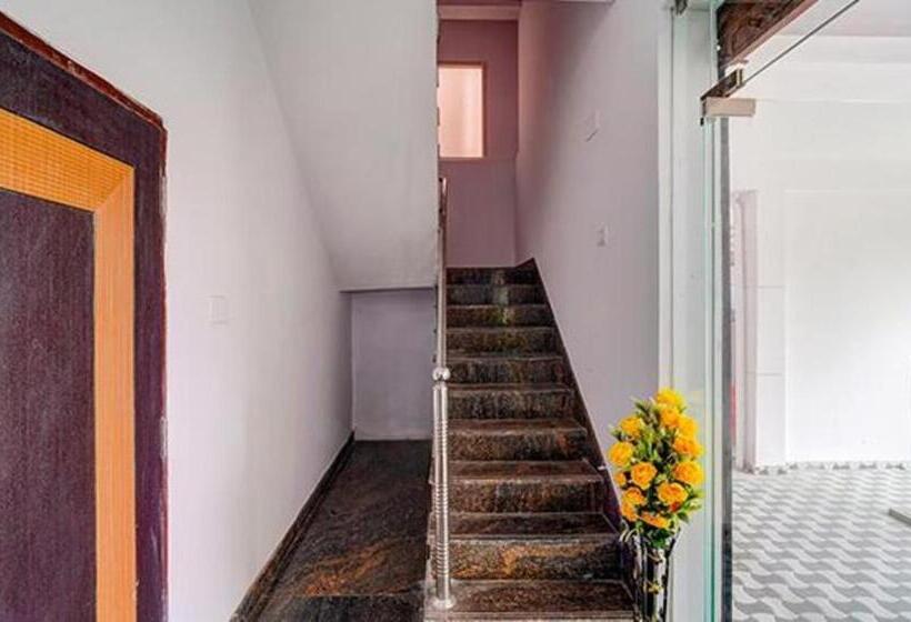 בית מלון כפרי Fabexpress Vinayak Residency