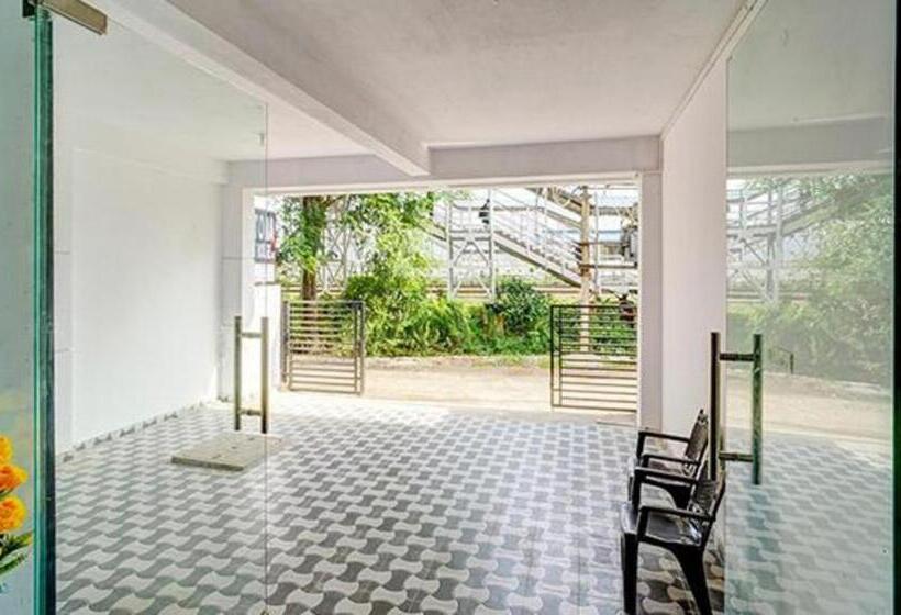 בית מלון כפרי Fabexpress Vinayak Residency