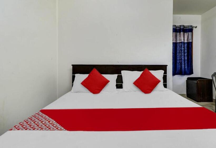 Отель Oyo Vnr Convention