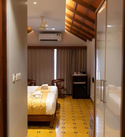 فندق Palcastle Regency