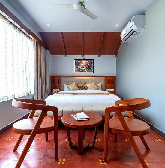 فندق Palcastle Regency