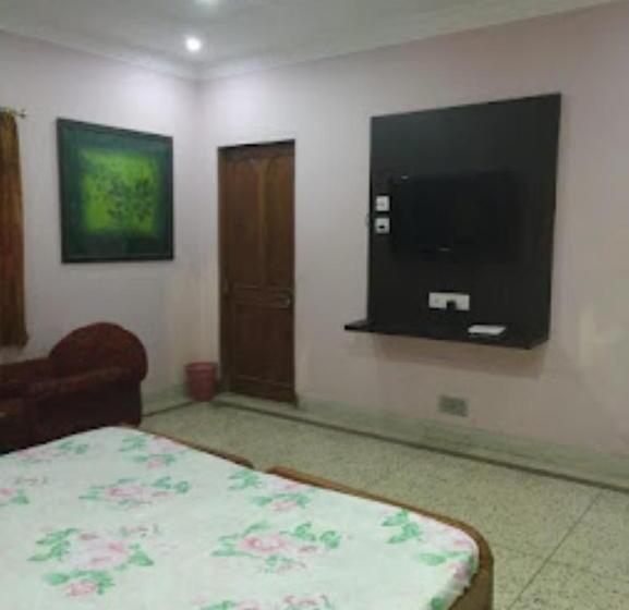 בית מלון כפרי Park View Palace,bhubaneswar