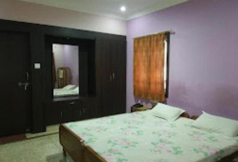 בית מלון כפרי Park View Palace,bhubaneswar