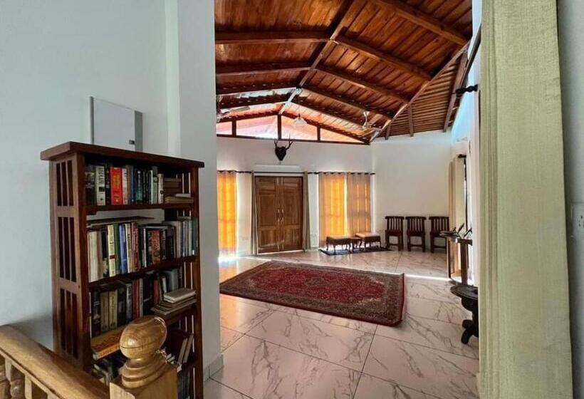 هتل The Winterfield Riverside Resort Manali