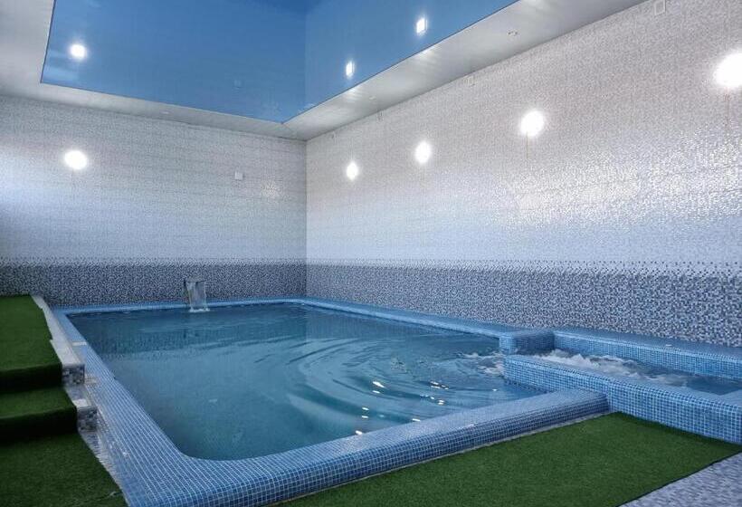 בית מלון כפרי Parvoz