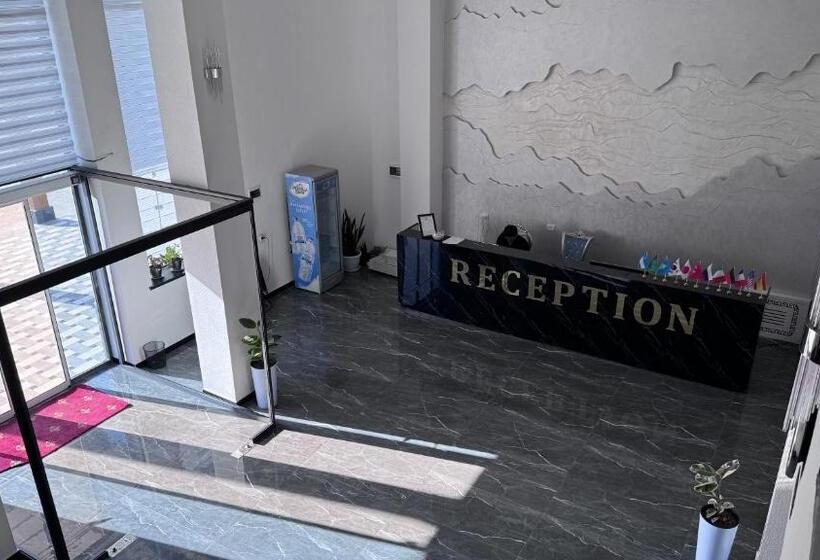 בית מלון כפרי Parvoz