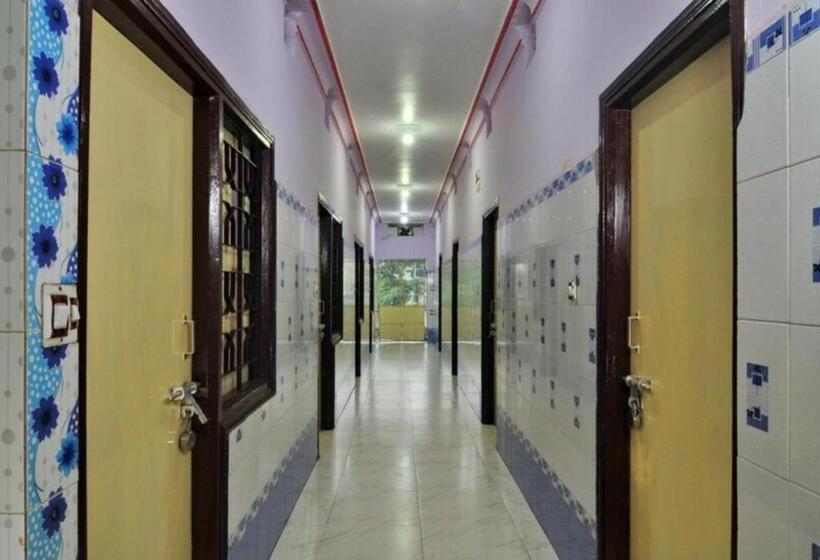 ホテル Prabhu Krupa, Bhubaneswar