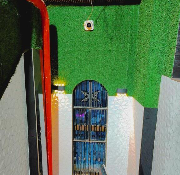 Отель Raghunandan Near Shree Ram Janambhumi