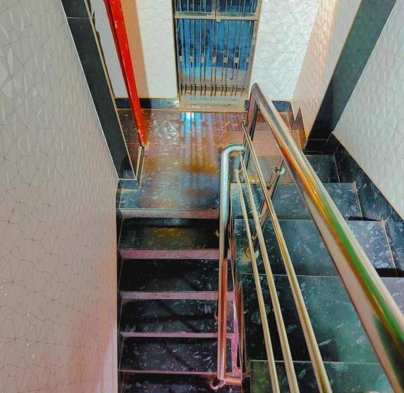 בית מלון כפרי Raghunandan Near Shree Ram Janambhumi