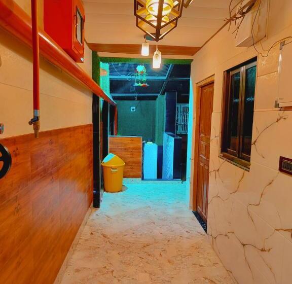 בית מלון כפרי Raghunandan Near Shree Ram Janambhumi