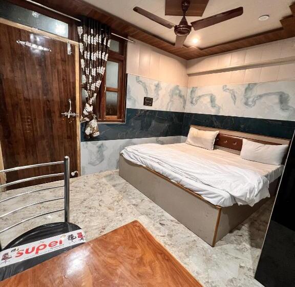 Отель Raghunandan Near Shree Ram Janambhumi