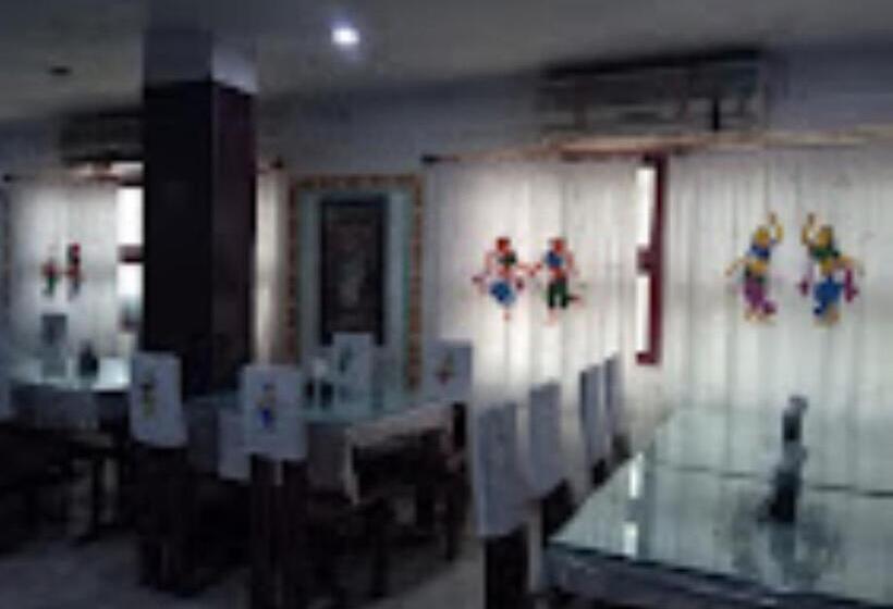 Hotel Rajdhani Roxy,bhubaneswar