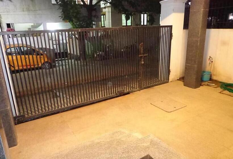 هتل Ramya Residency Porur