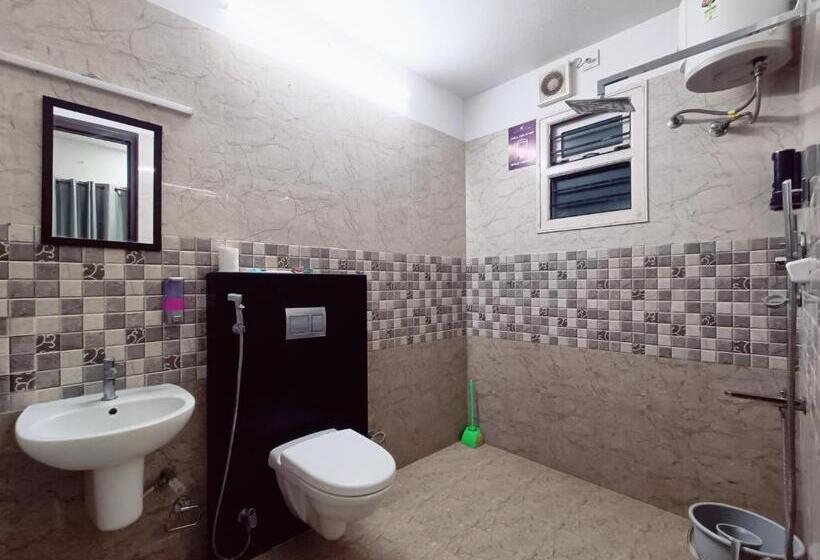 هتل Ramya Residency Porur