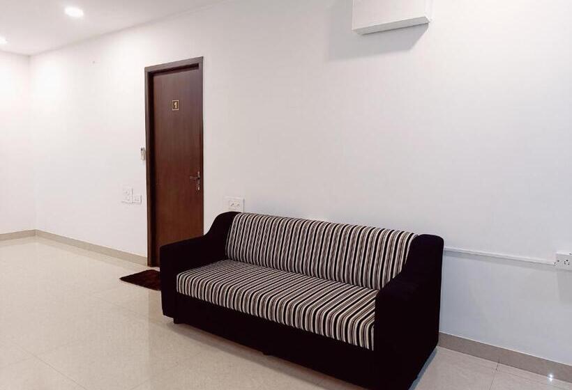 هتل Ramya Residency Porur