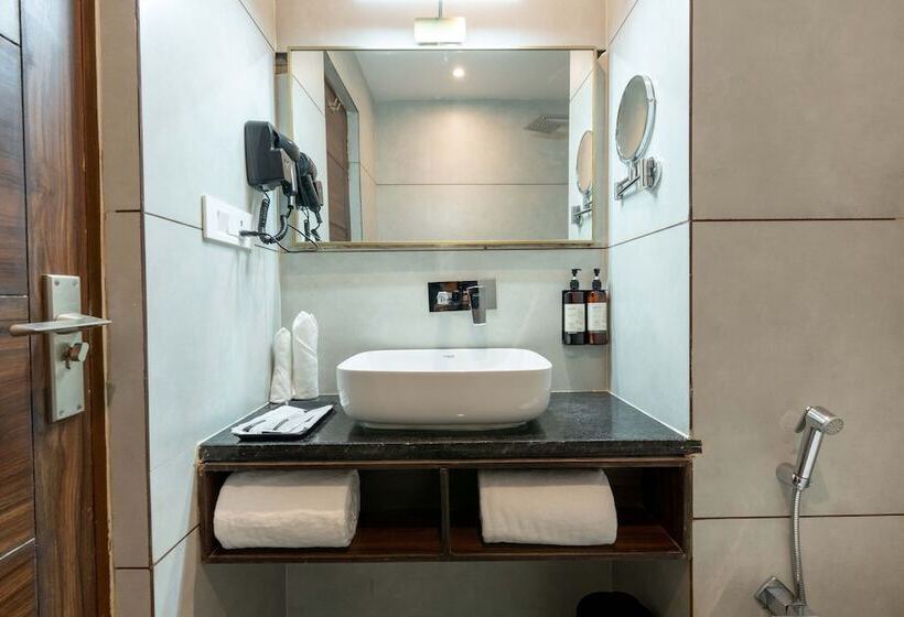 ホテル Regenta Place Morni Hills Panchkula