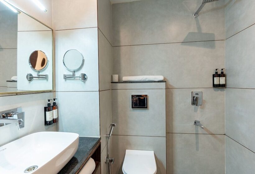 ホテル Regenta Place Morni Hills Panchkula