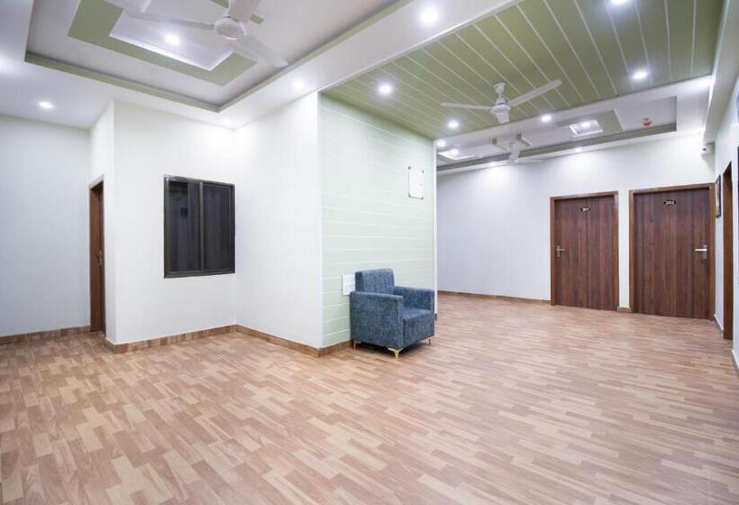 فندق Treebo Royal Imperial, Bikaner Railway Station