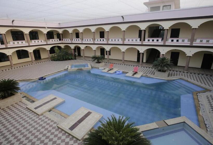 فندق Royal Wings Resorts