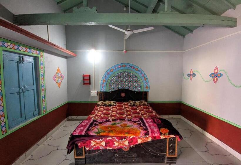 호텔 Salt Desert Homestay